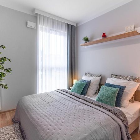 Apartamenty Homely Place Blisko Starego Rynku - Parking Poznań Exteriör bild