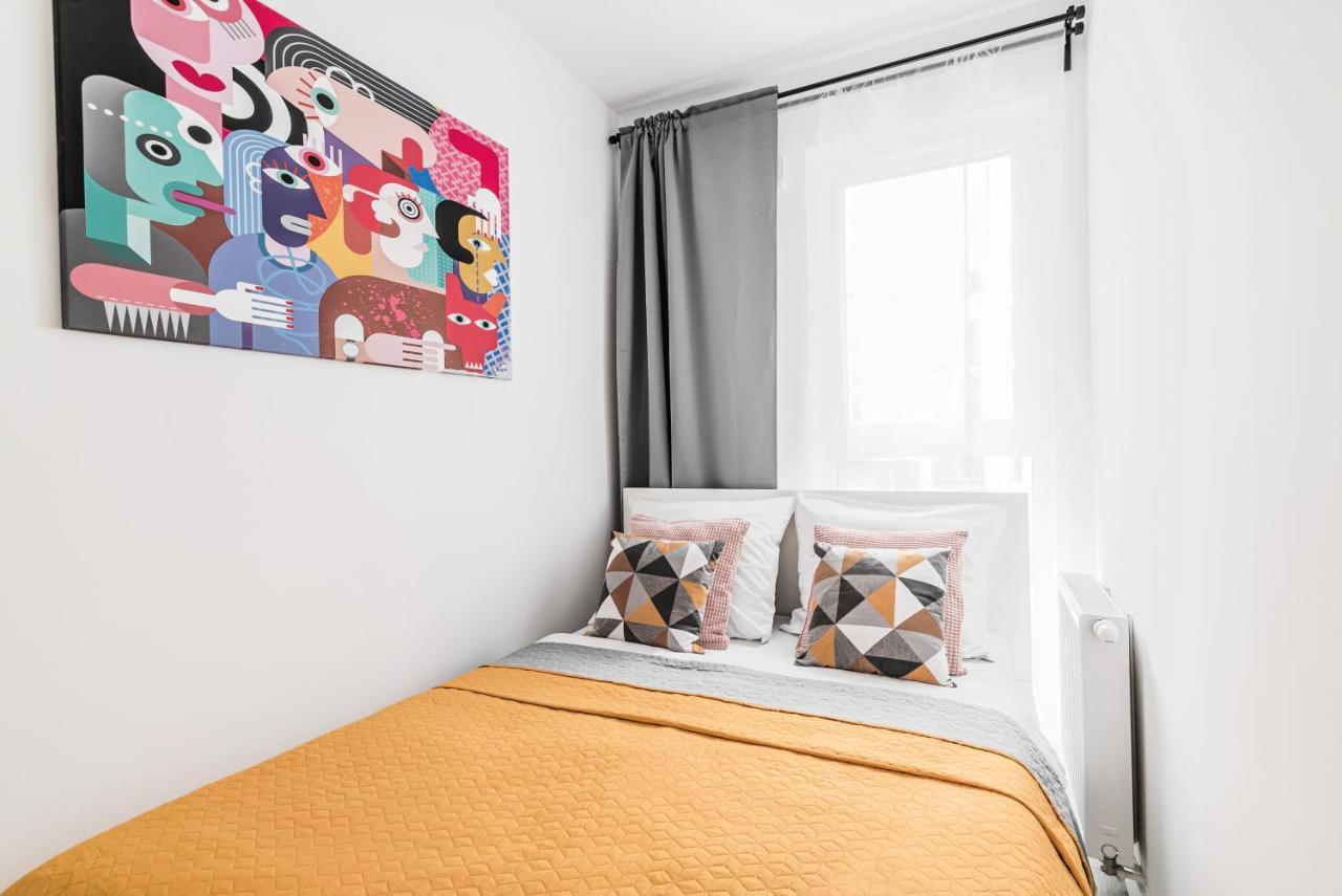 Apartamenty Homely Place Blisko Starego Rynku - Parking Poznań Exteriör bild