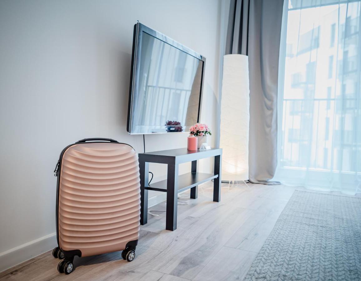 Apartamenty Homely Place Blisko Starego Rynku - Parking Poznań Exteriör bild