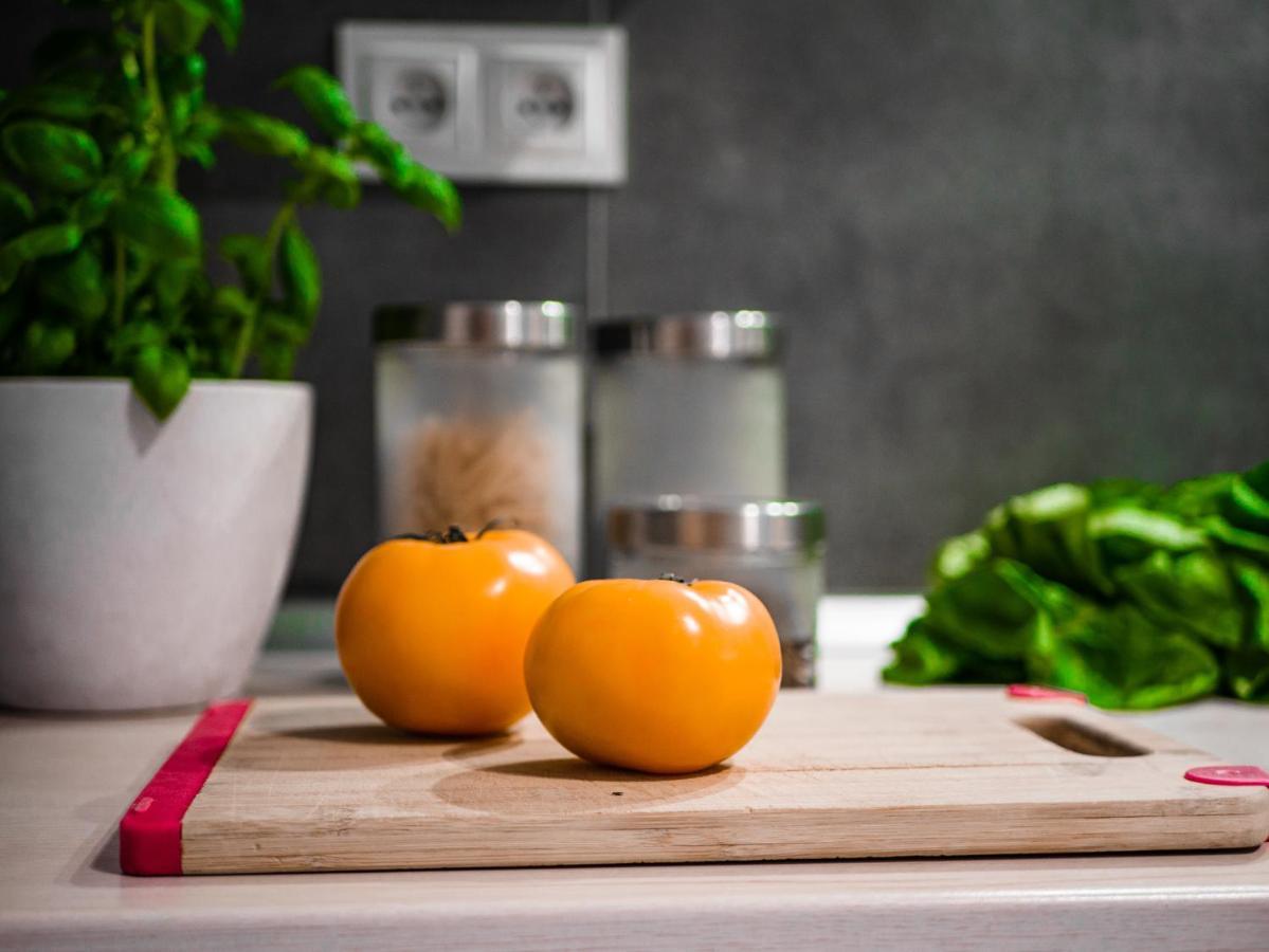 Apartamenty Homely Place Blisko Starego Rynku - Parking Poznań Exteriör bild