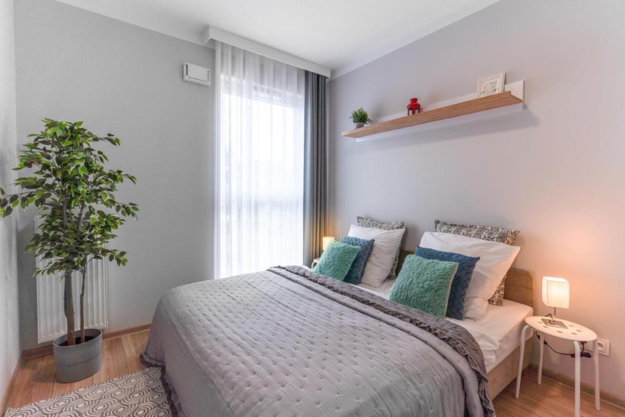 Apartamenty Homely Place Blisko Starego Rynku - Parking Poznań Exteriör bild