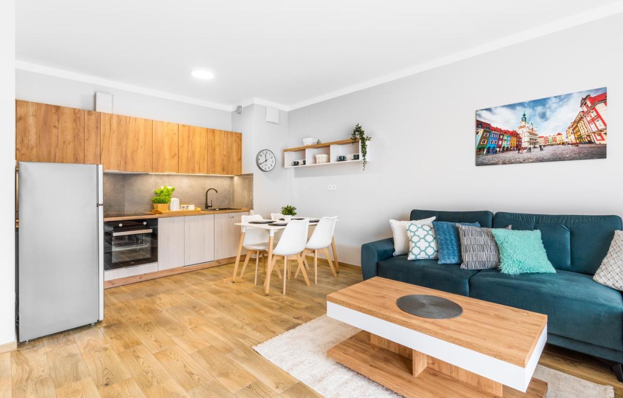 Apartamenty Homely Place Blisko Starego Rynku - Parking Poznań Exteriör bild