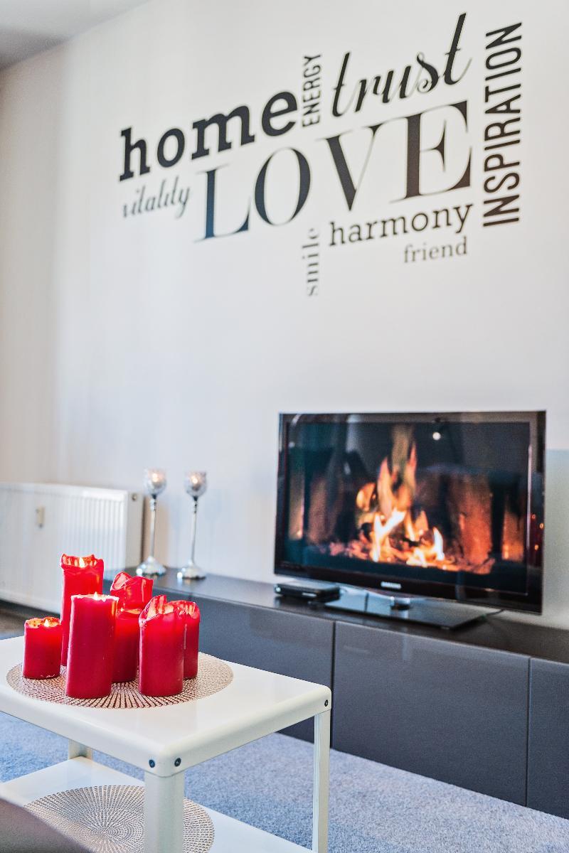 Apartamenty Homely Place Blisko Starego Rynku - Parking Poznań Exteriör bild